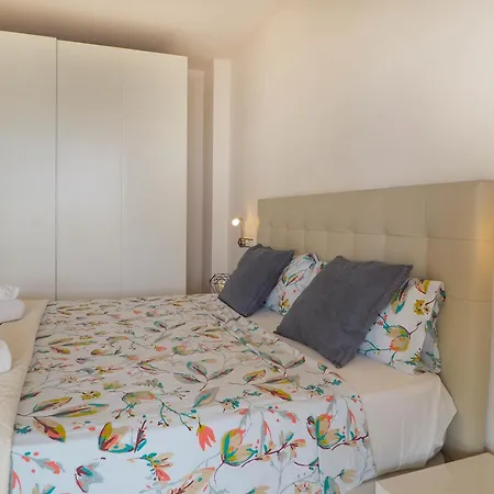 La Perla By Hello Homes